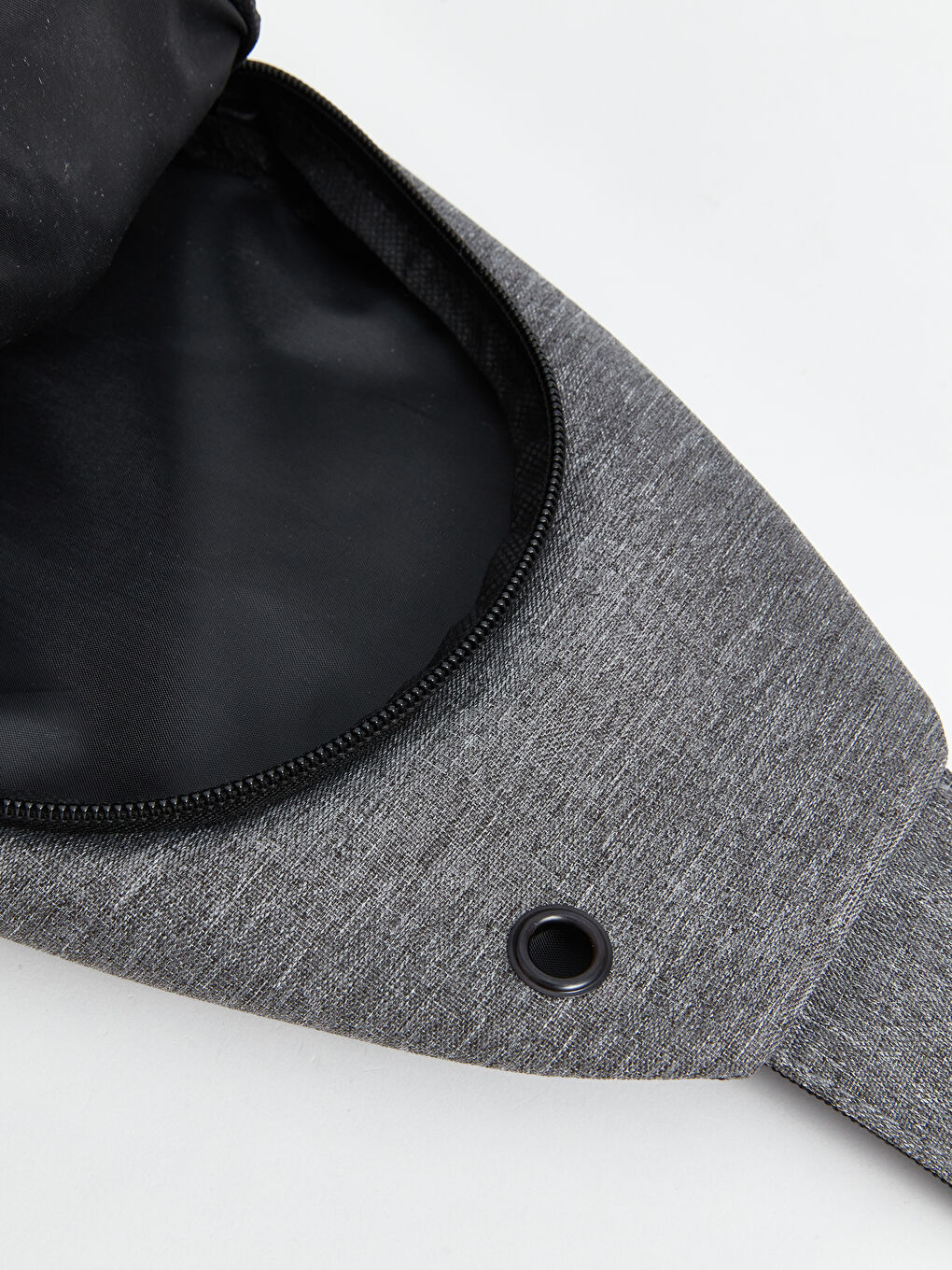 უბრალო მამაკაცებისთვის Sling ჩანთა-4