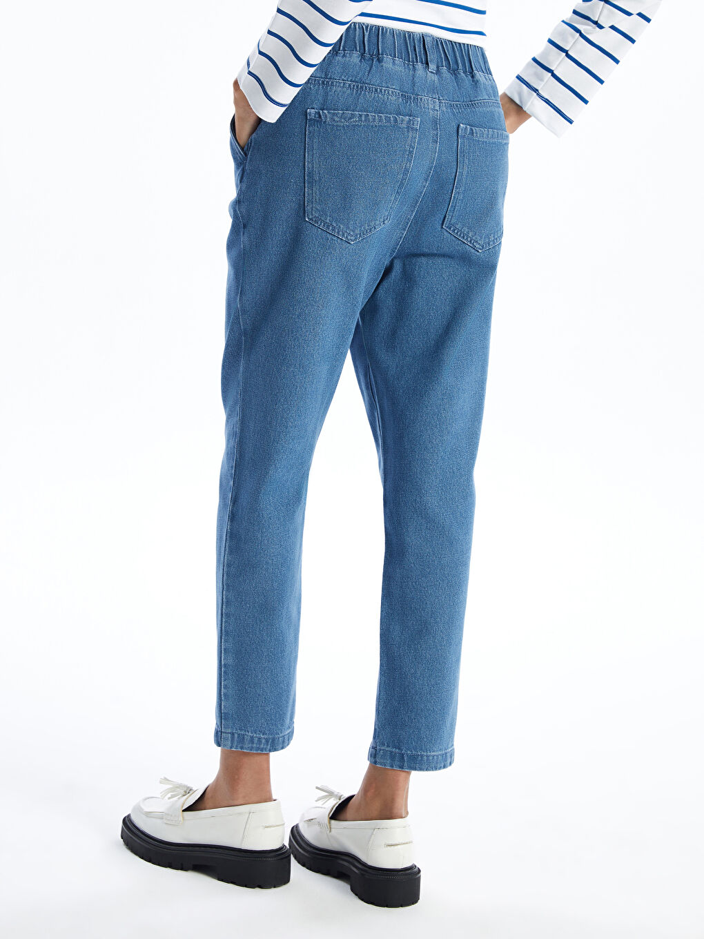 جینزی ژنان بە کەمەر لاستیکی و فیتی شل و شلۆق-4