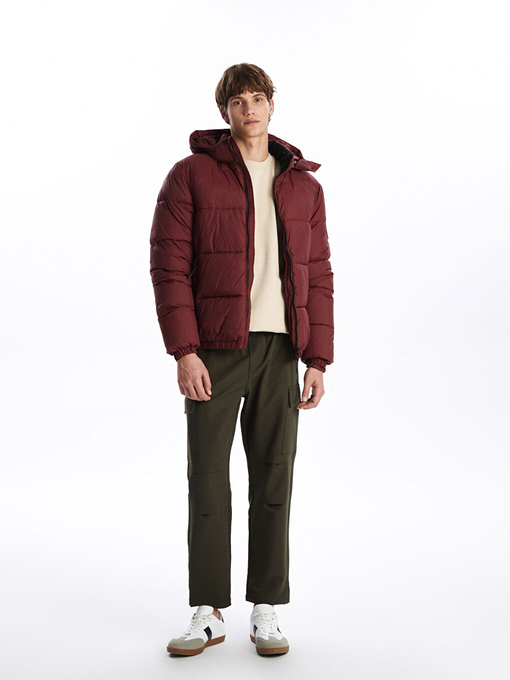 Standart Kalıp Kapüşonlu Erkek Şişme Mont-1