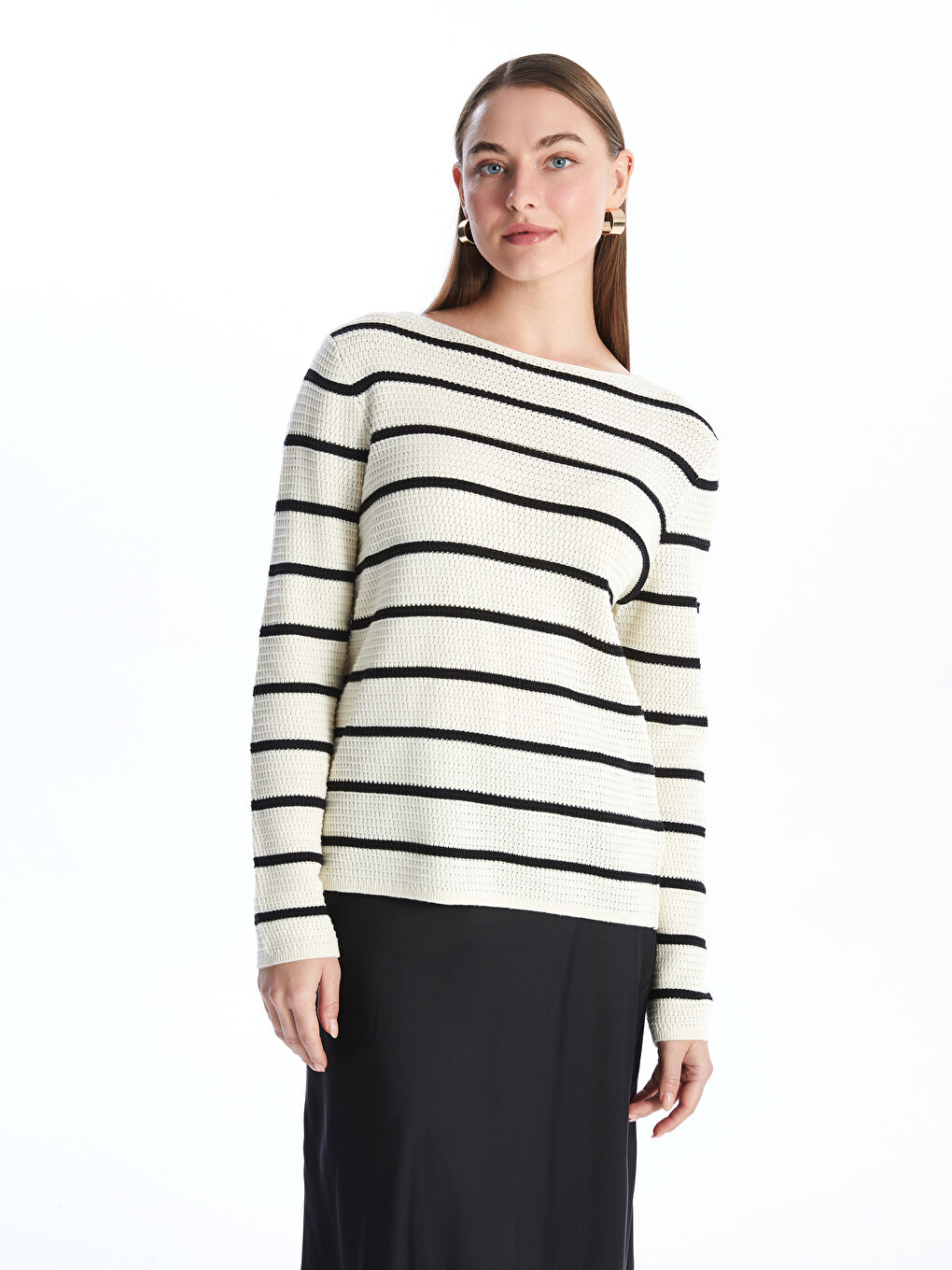 LCWAIKIKI Basic Crew Neck Striped Long Sleeve Women's Knitwear Sweater -W46286Z8-LFC