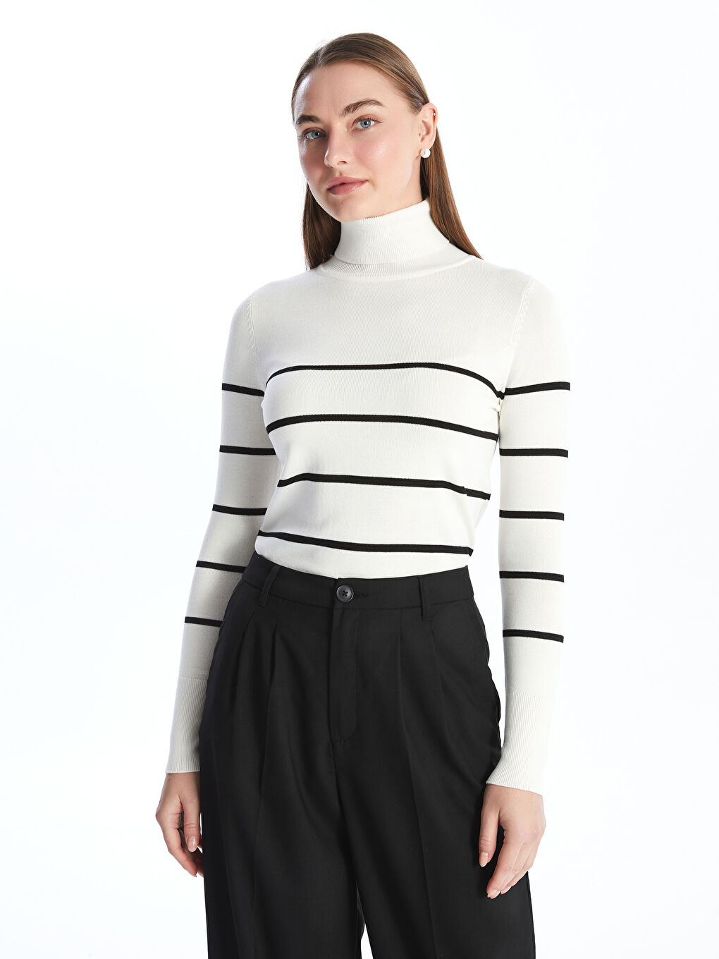 LCWAIKIKI Basic Turtleneck Striped Women's Knitwear Sweater -W46305Z8-LFC
