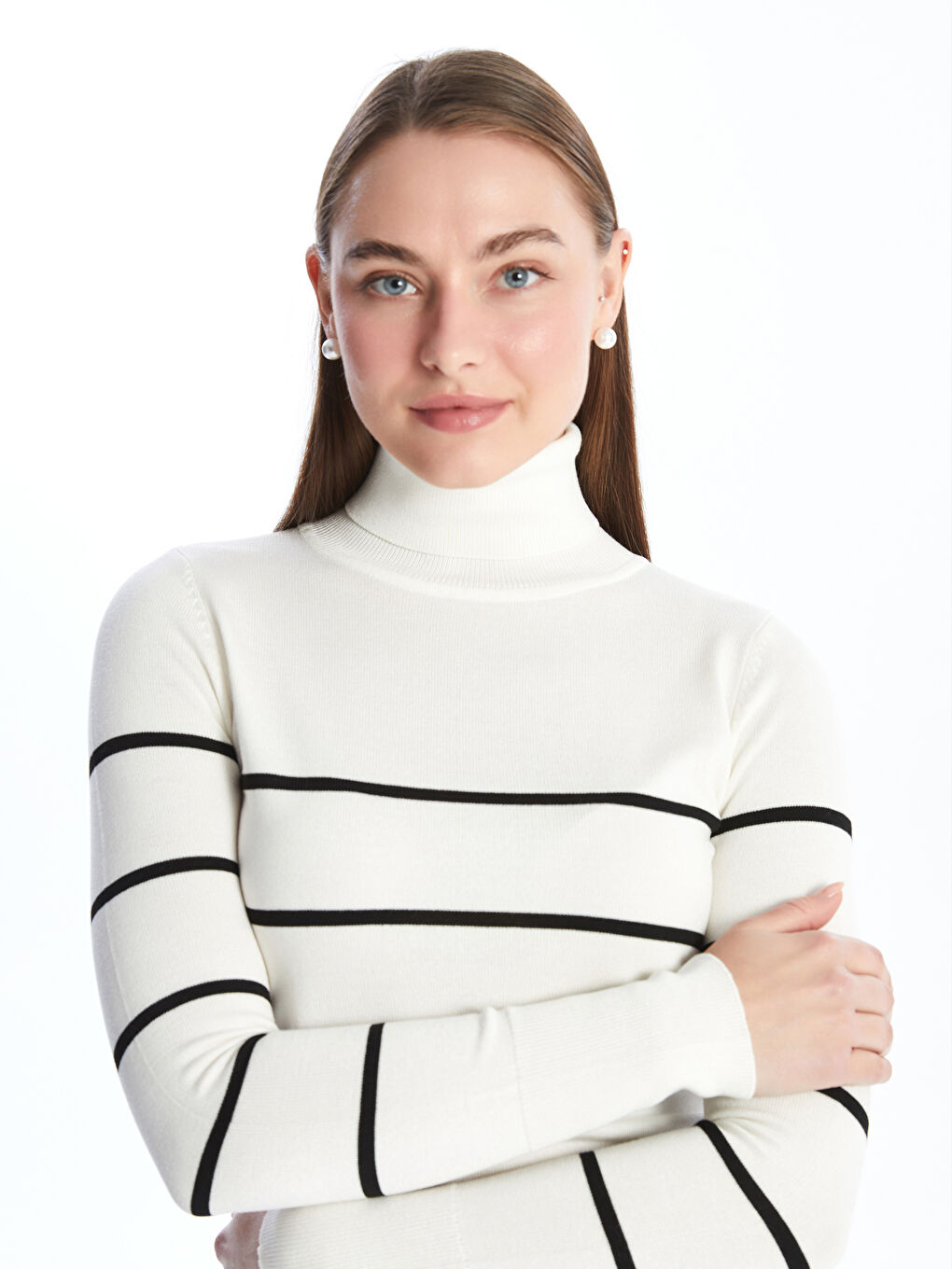 LCWAIKIKI Basic Turtleneck Striped Women's Knitwear Sweater -W46305Z8-LFC