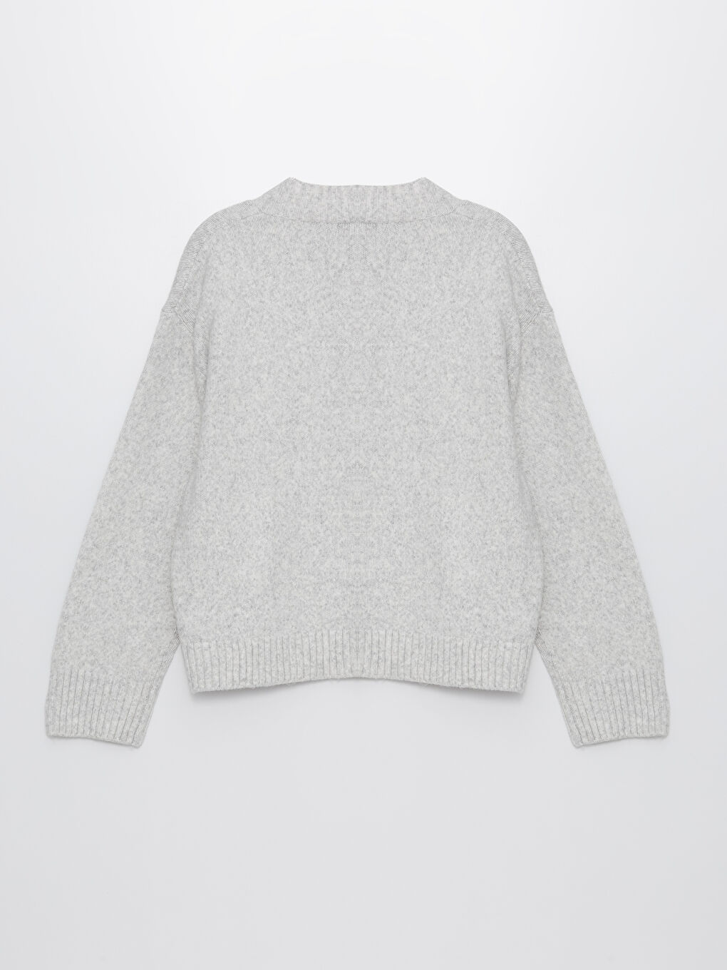 LCWAIKIKI Classic V Neck Women's Knitwear Cardigan -W46390Z8-Y9X