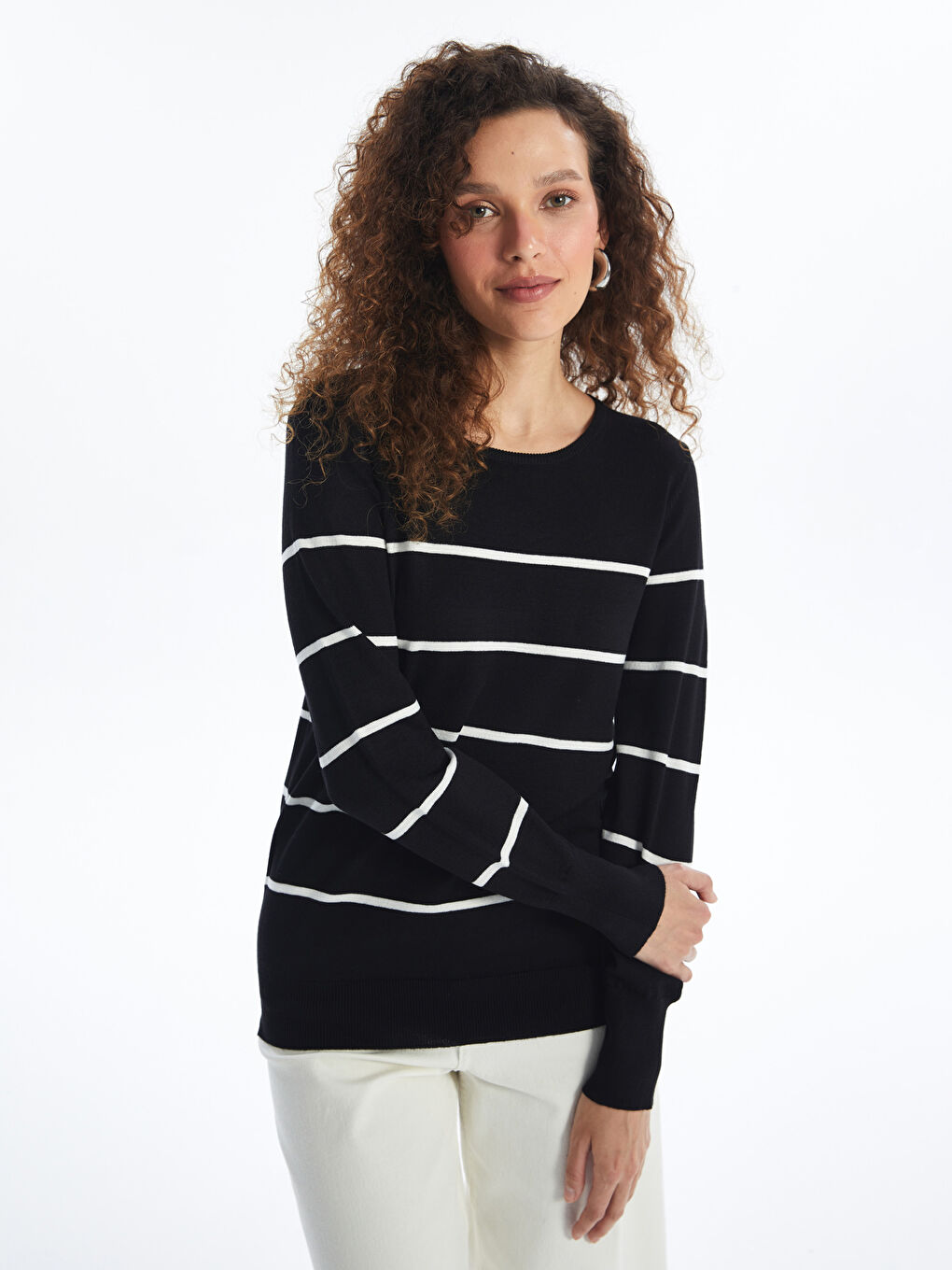 Pull-over à Col Rond Rayé à Manches Longues pour Femmes en Tricot-1