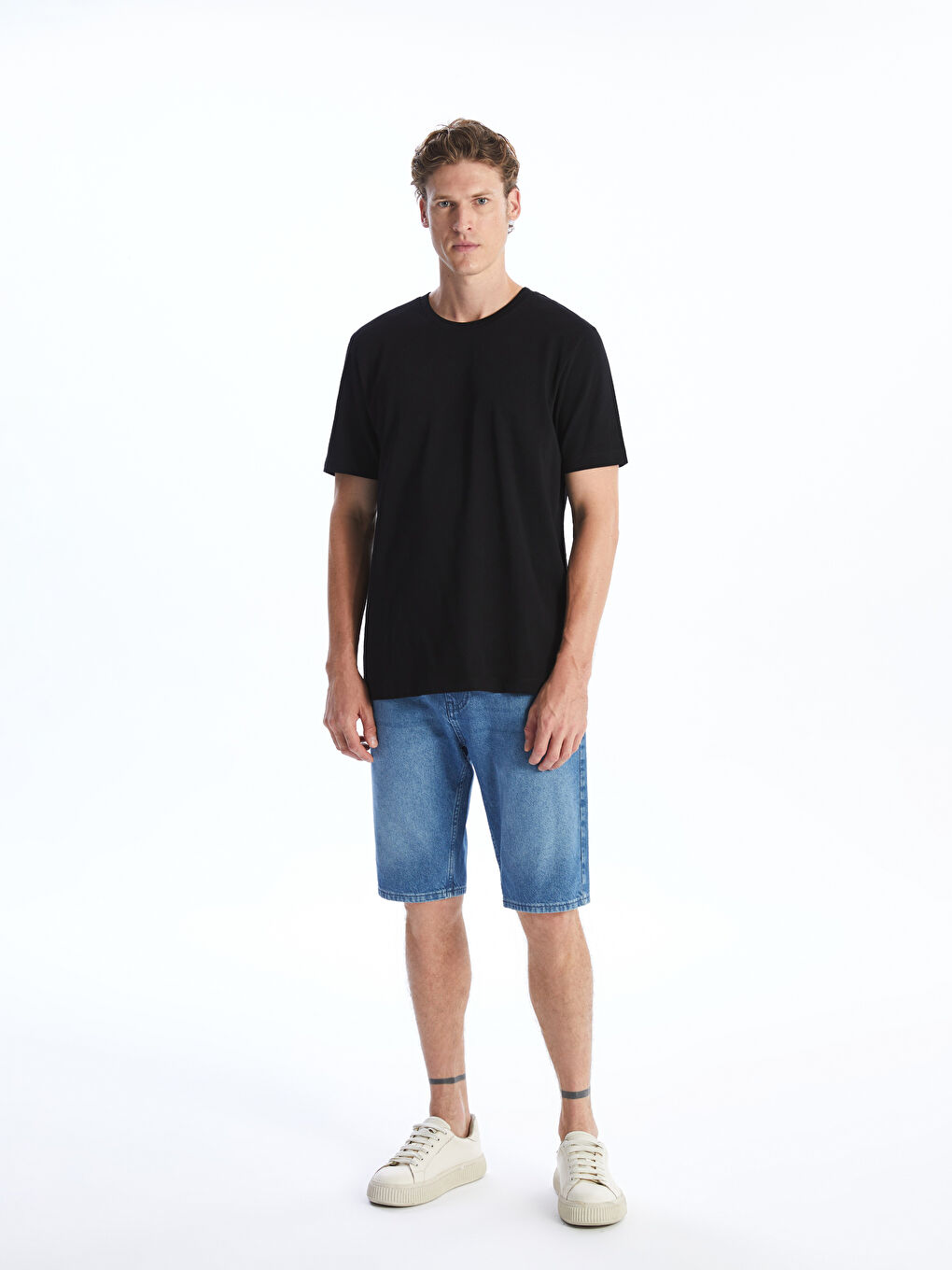 T-shirt à Manches Courtes pour Hommes avec Col Rond-1