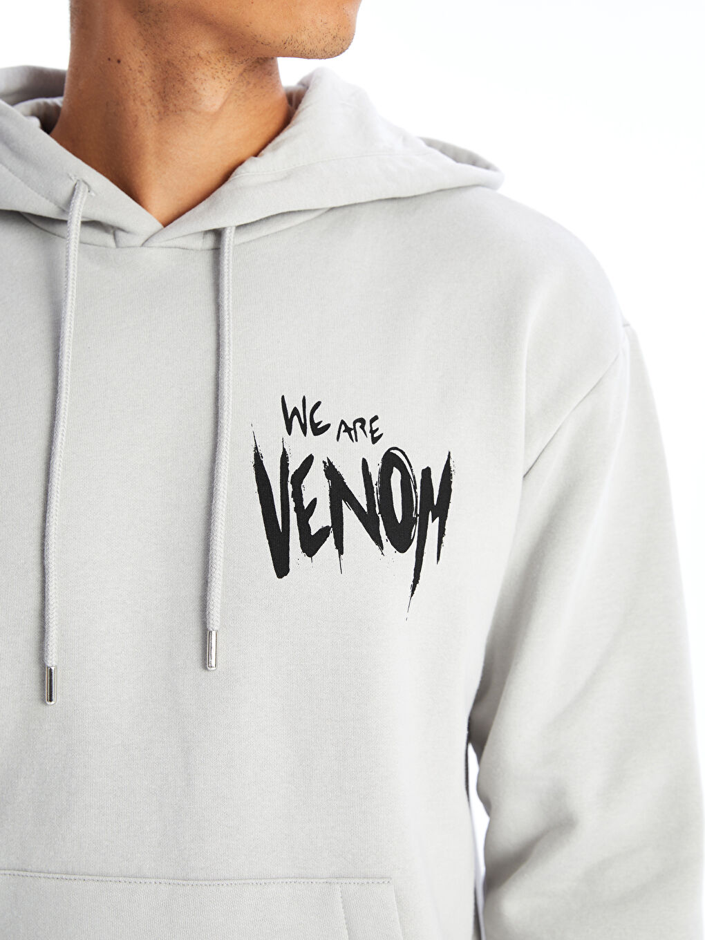 LCW Casual Gri Uzun Kollu Venom Baskılı Erkek Hoodie - 2