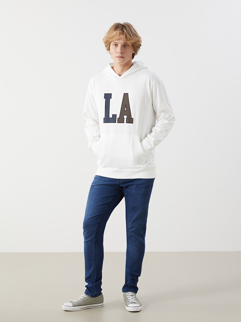 هودي سميك مطبوع كم طويل للرجال-1