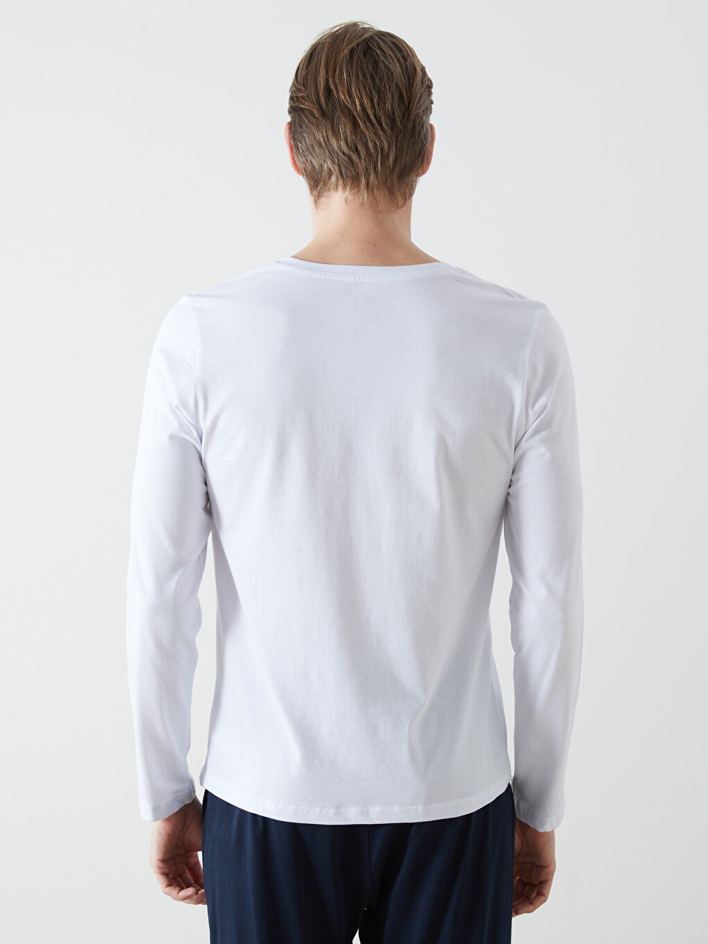 LC WAIKIKI V-Neck Long Sleeve Men's Undershirt -W46644Z8-VC4