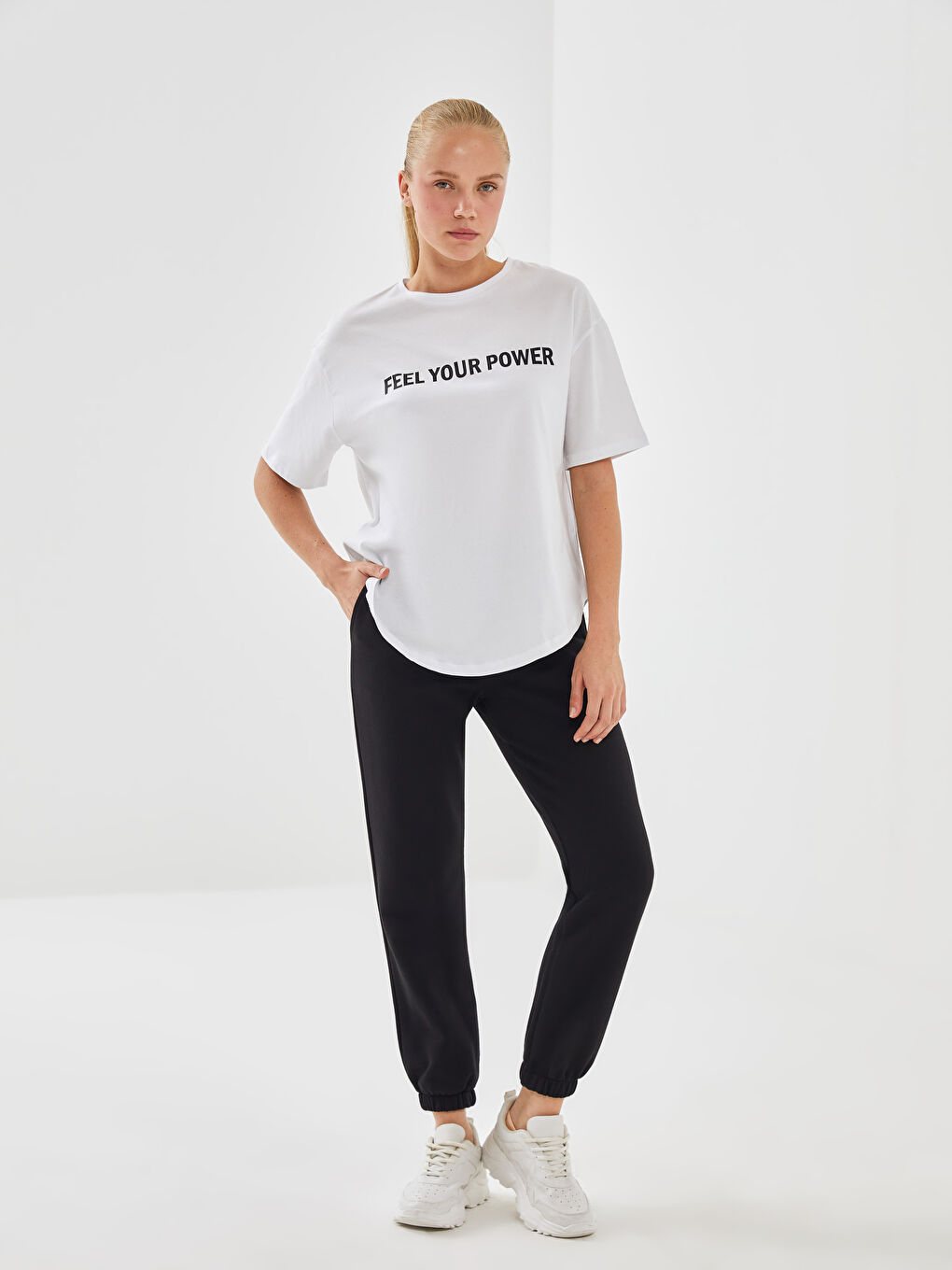 XSIDE Damen Jogginghose mit elastischem Bund und schlichtem Design -W46651Z8-CVL