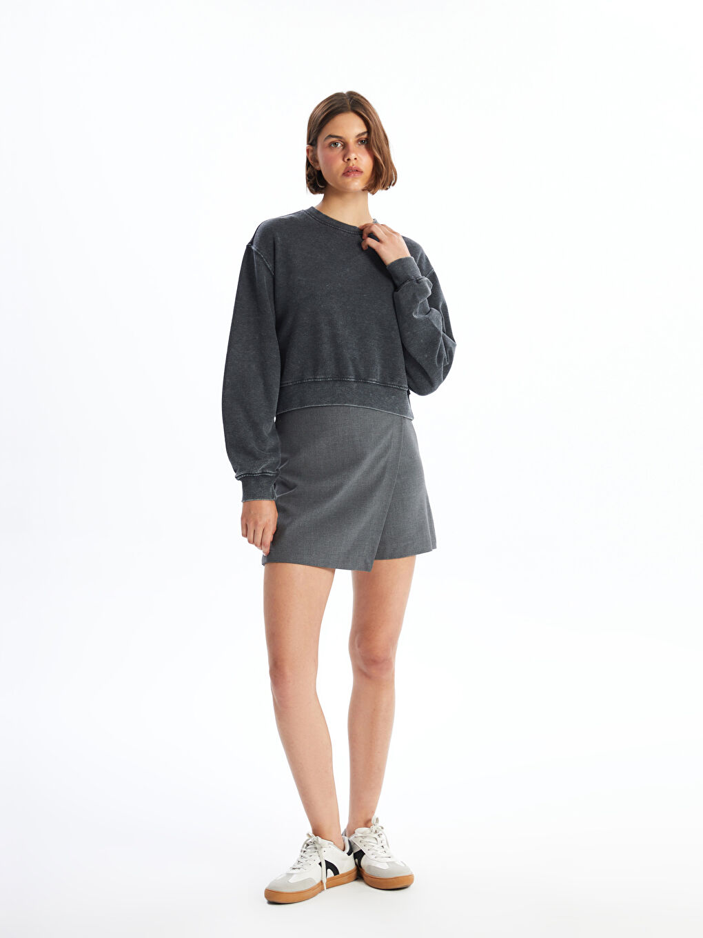 LCW Vision Antrasit Bisiklet Yaka Oversize Kadın Kalın Sweatshirt - 1