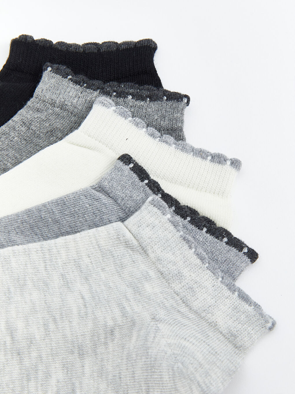 جوارب رياضية سادة للسيدات - ٥ قطع-2