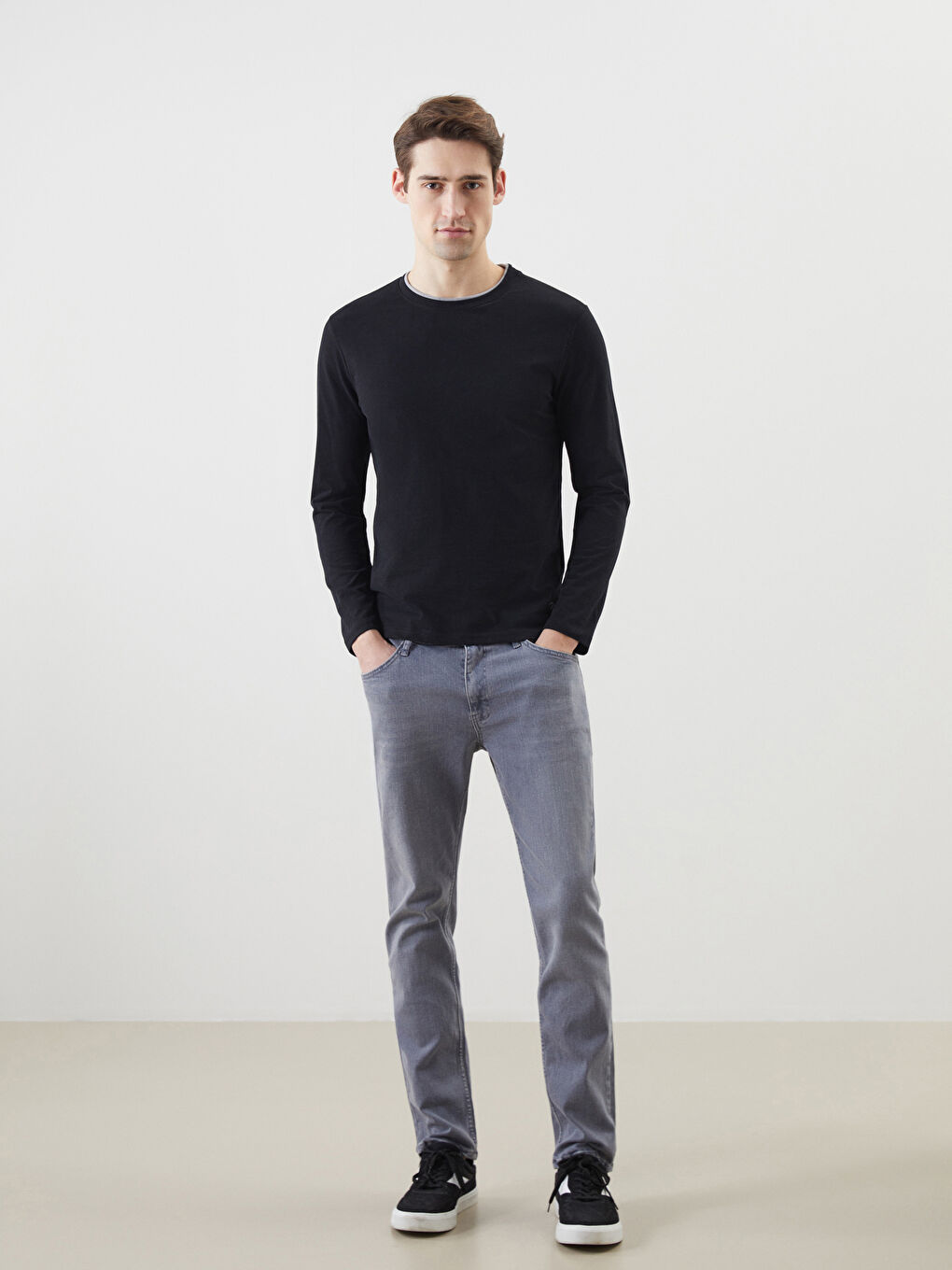 Siyah Bisiklet Yaka Uzun Kollu Erkek Pijama Üst-1