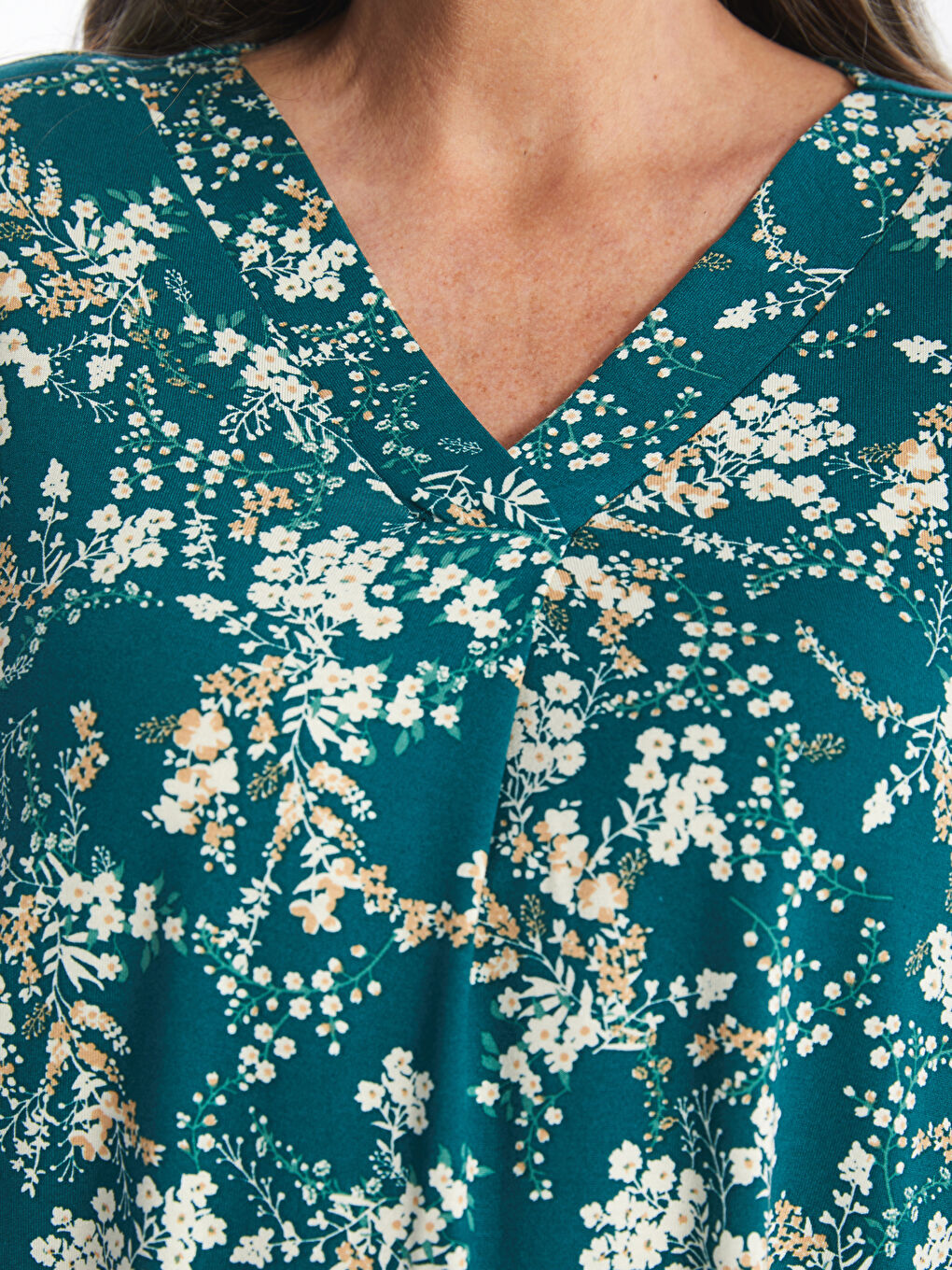 LCW Grace V-Ausschnitt Blumige Bluse für Damen -W47393Z8-LSY