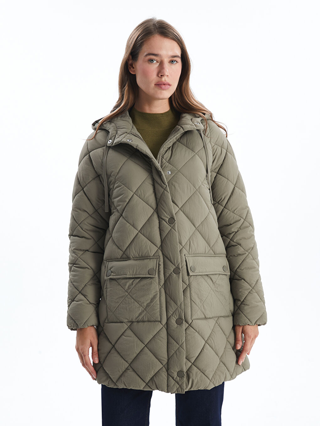 კაპიუშონიანი კაპიტონირებული ოვერსაიზ ქალებისთვის დუტის ქურთუკი