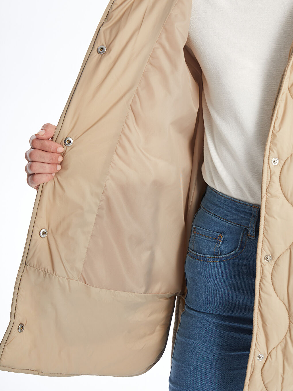 კაპიუშონიანი კაპიტონირებული ოვერსაიზ ქალებისთვის დუტის ქურთუკი-3