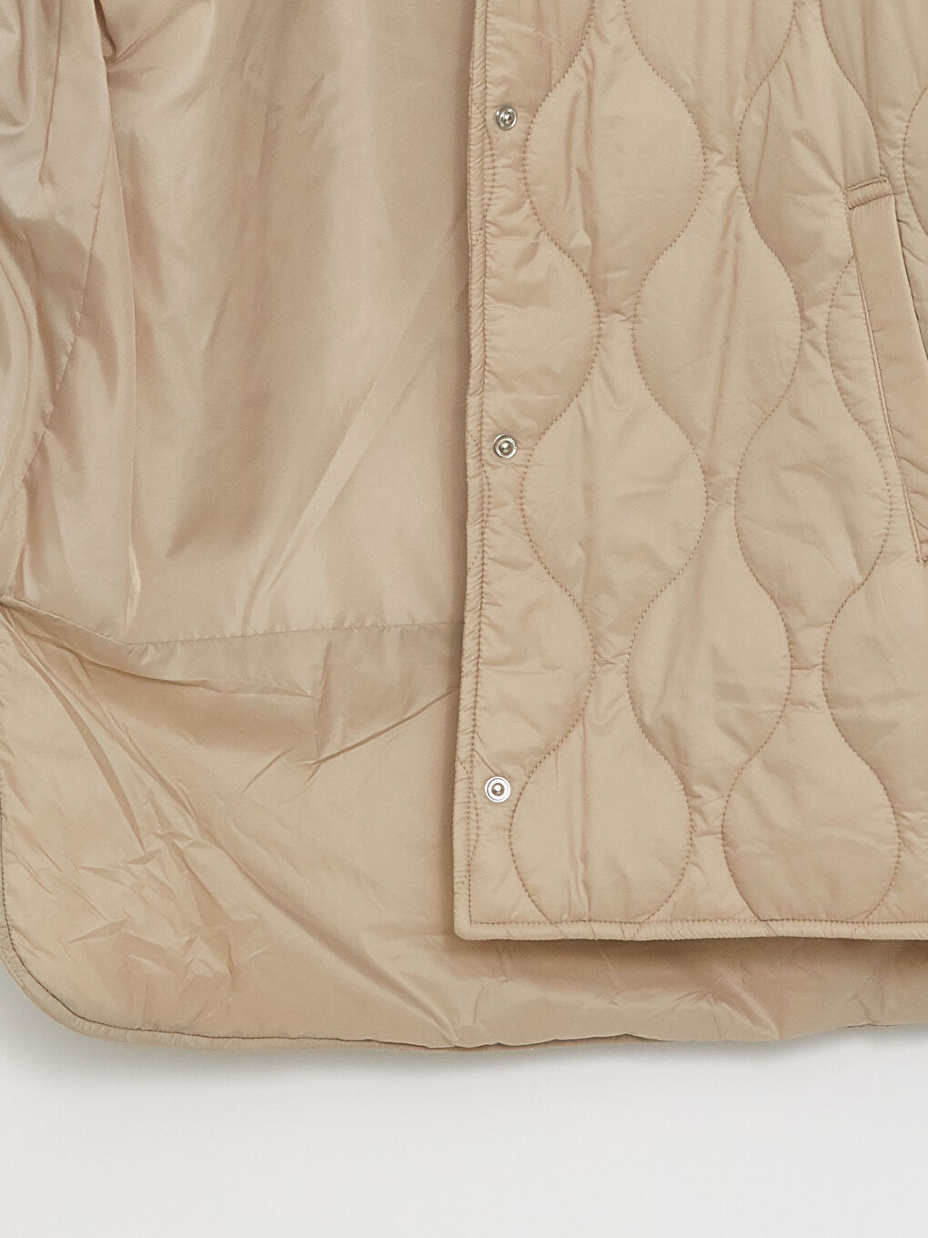 კაპიუშონიანი კაპიტონირებული ოვერსაიზ ქალებისთვის დუტის ქურთუკი-6