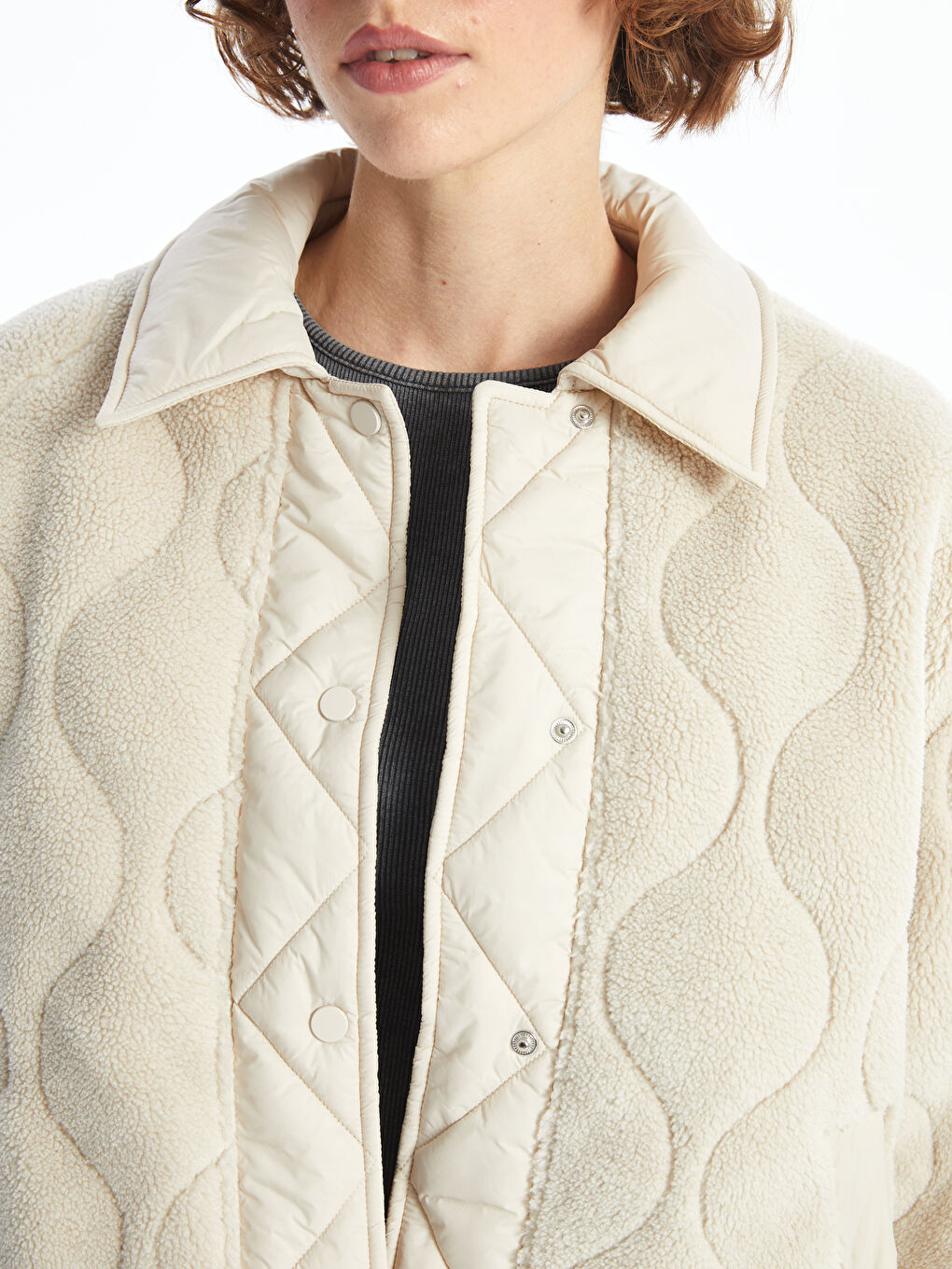 Пальто из тедди с отложным воротником и стёганым узором для женщин-2