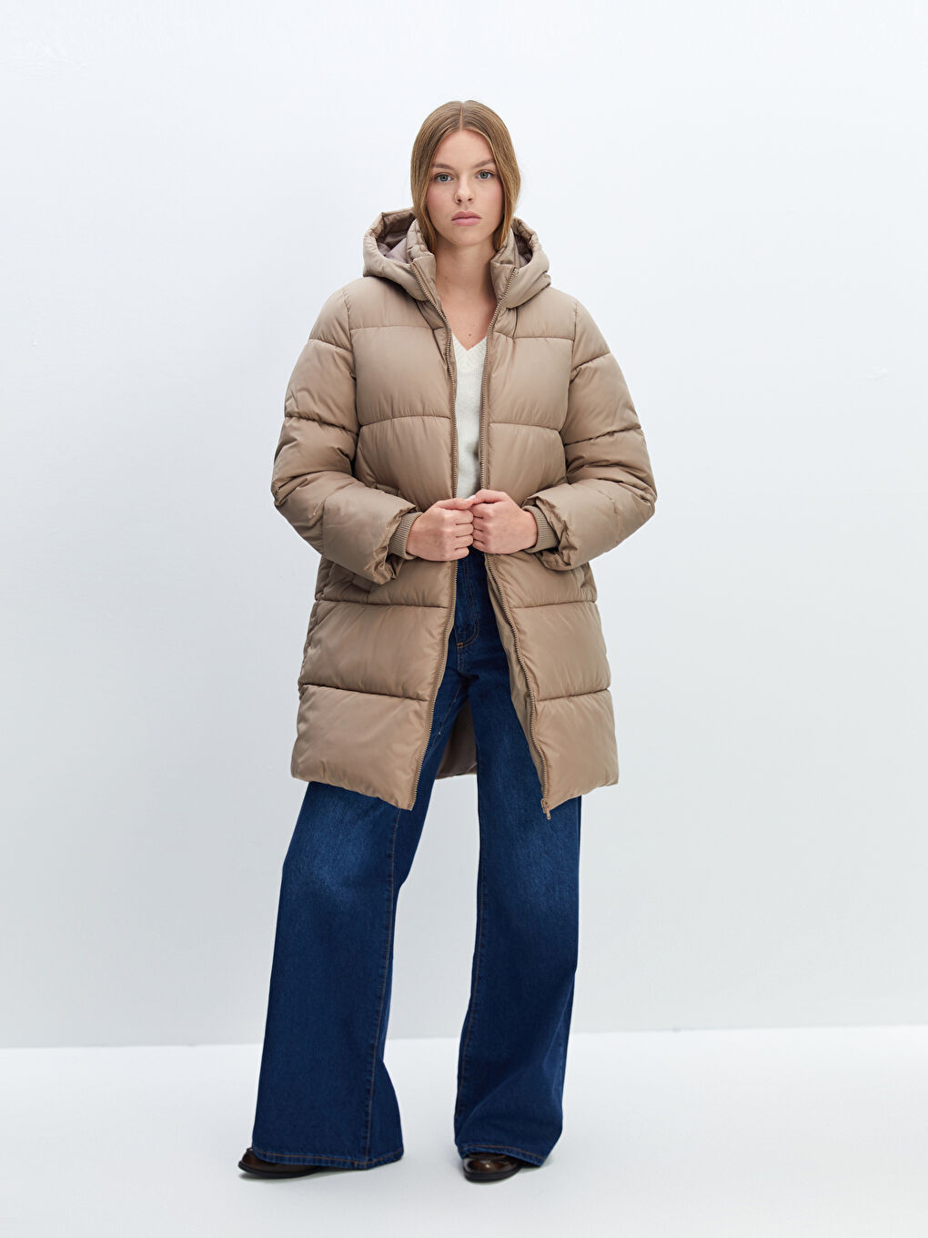 Women's Hooded Plain Puffer Coat-1