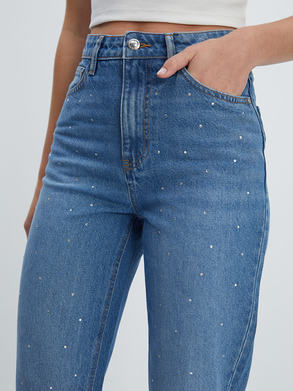 LCW Jeans Straight Fit Rhinestone Embellished Women's Jeans -W48122Z8-507