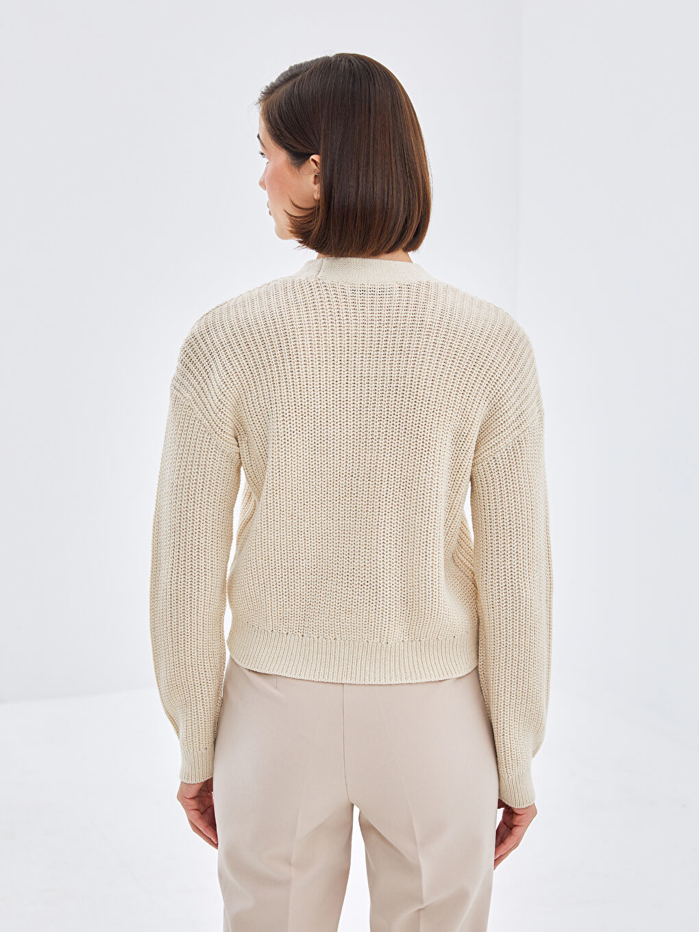 V Neck Women's Knitwear Cardigan-3