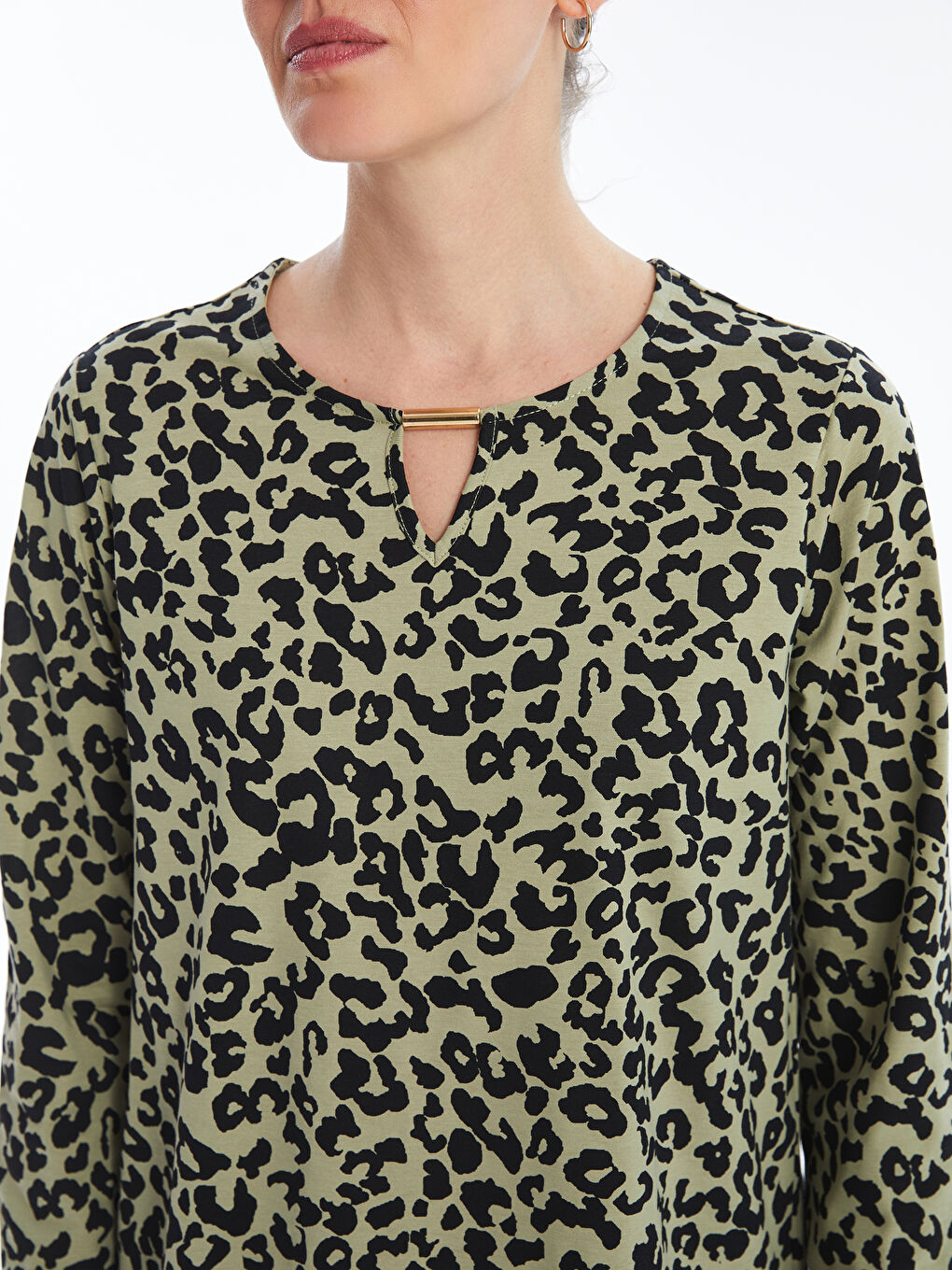 LCW Grace Blouse à Imprimé Léopard avec Col Rond pour Femmes -W48253Z8-LRK