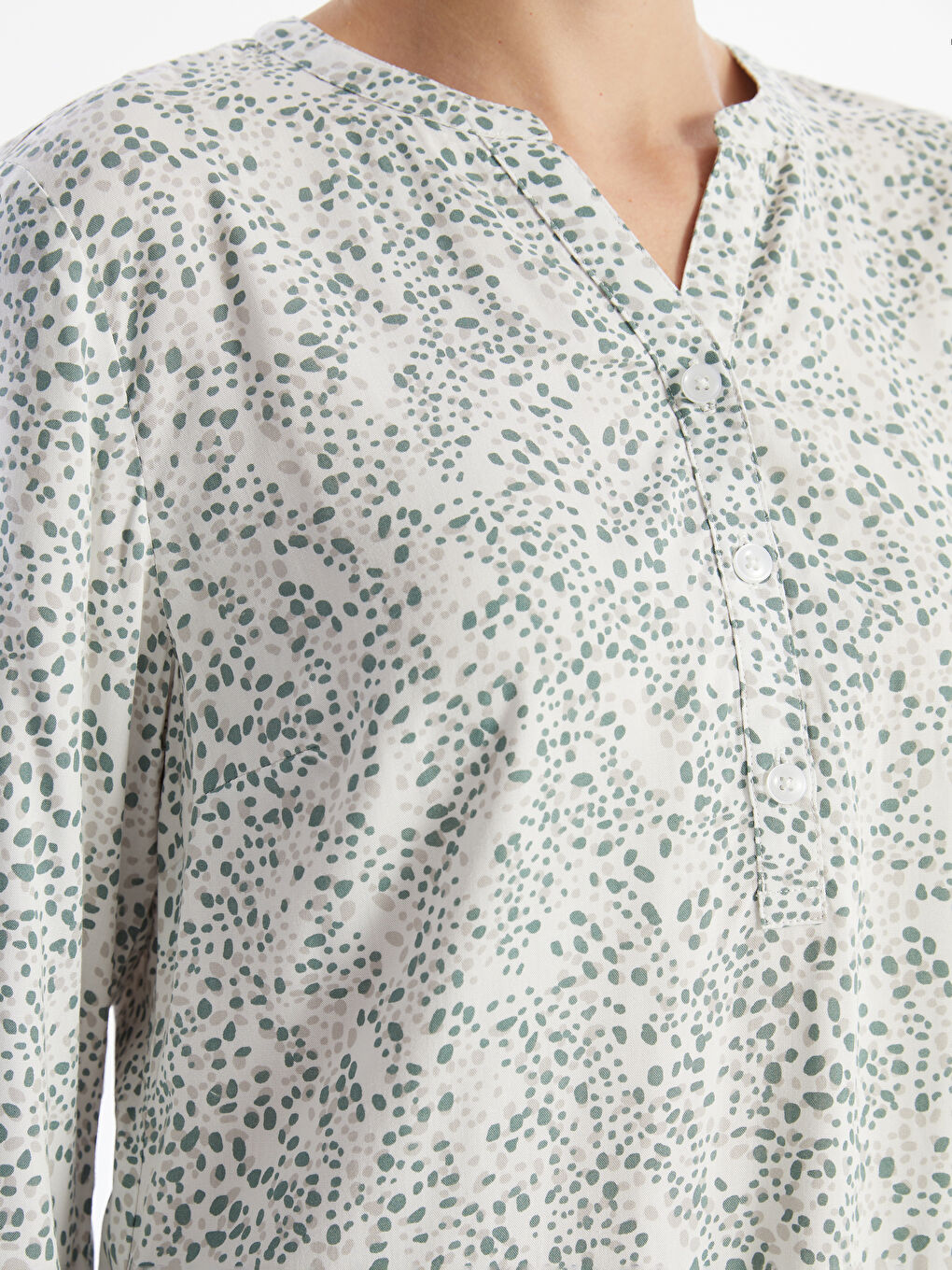 LCW Grace Notch Neck Patterned Long Sleeve Women's Blouse -W48373Z8-LRA