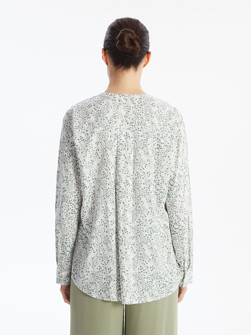 LCW Grace Notch Neck Patterned Long Sleeve Women's Blouse -W48373Z8-LRA