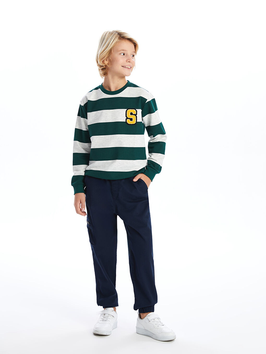 LCW Kids Yeşil Bisiklet Yaka Erkek Çocuk Sweatshirt - 1