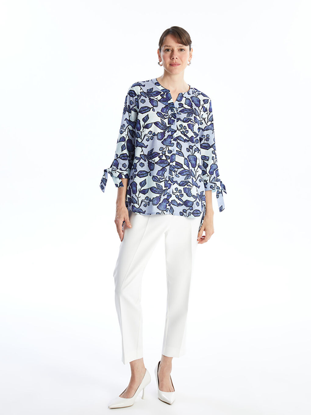 Bluza sa okovratnikom i cvetnim uzorkom za žene-1