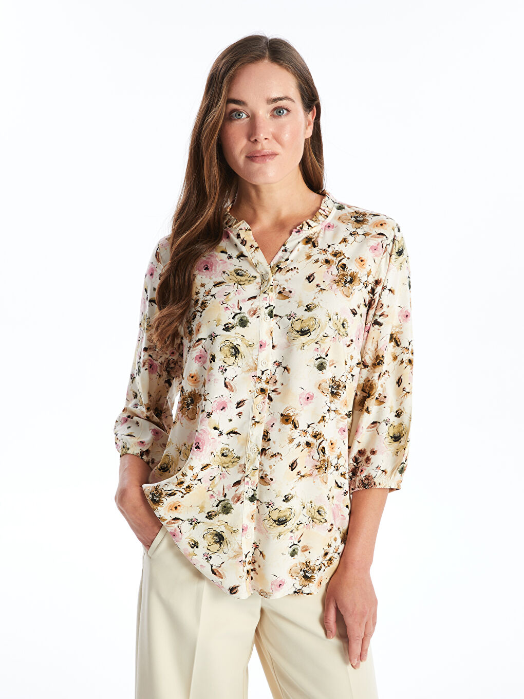 Blouse Pour Femmes À Encolure Crantée Et Motifs Floraux