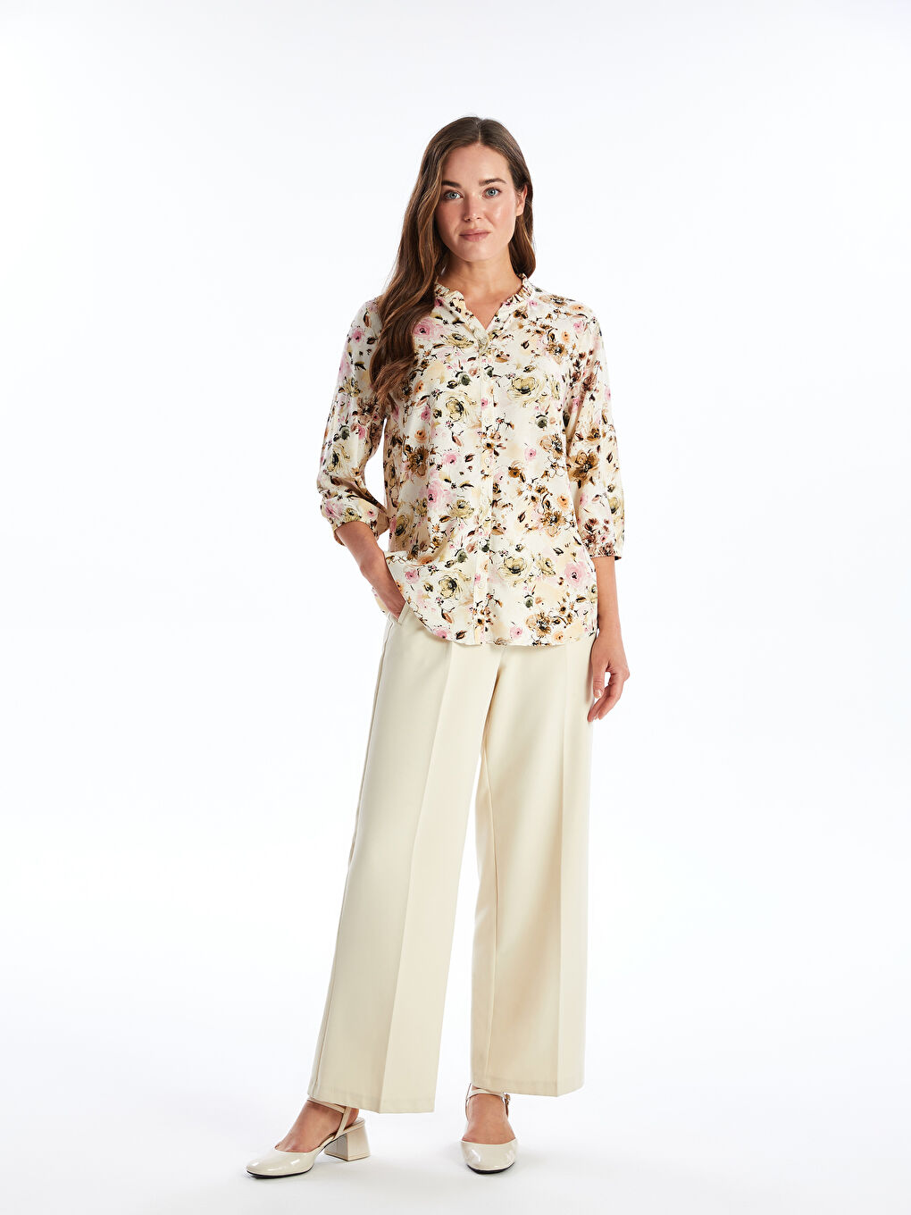Blouse Pour Femmes À Encolure Crantée Et Motifs Floraux-1