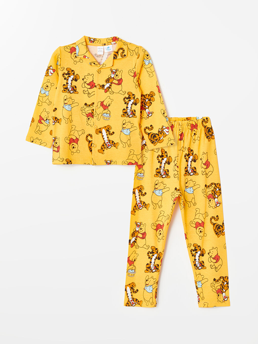 LCW baby Açık Sarı Baskılı Polo Yaka Kısa Kollu Winnie the Pooh Baskılı Erkek Bebek Pijama Takımı