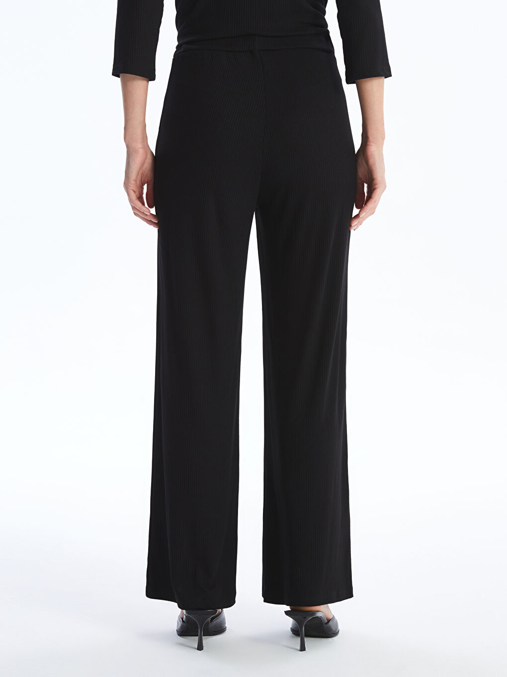 Siyah Beli Lastikli Düz Geniş Paça Kadın Pantolon-3