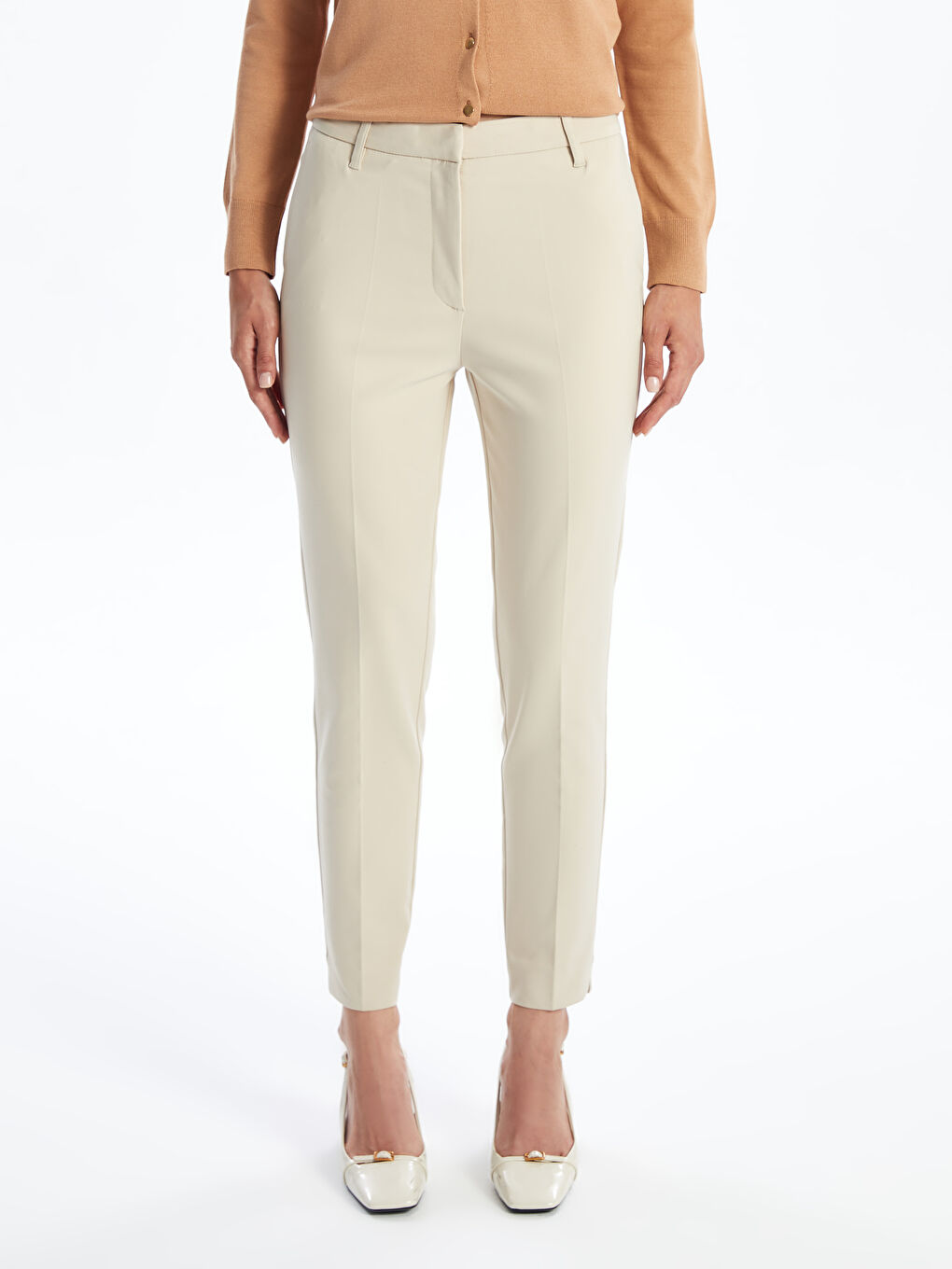 LCWAIKIKI Classic Pantalone Uskog Kroja za Žene -W49918Z8-FZJ