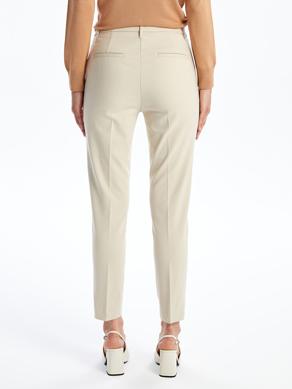 LCWAIKIKI Classic Pantalone Uskog Kroja za Žene -W49918Z8-FZJ