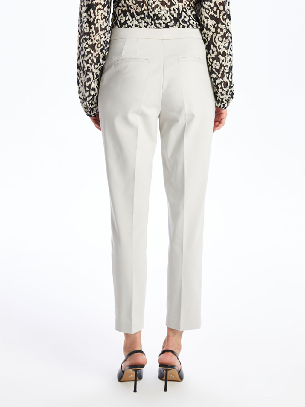 LCWAIKIKI Classic Standard Fit Women's Trousers -W49919Z8-G5K