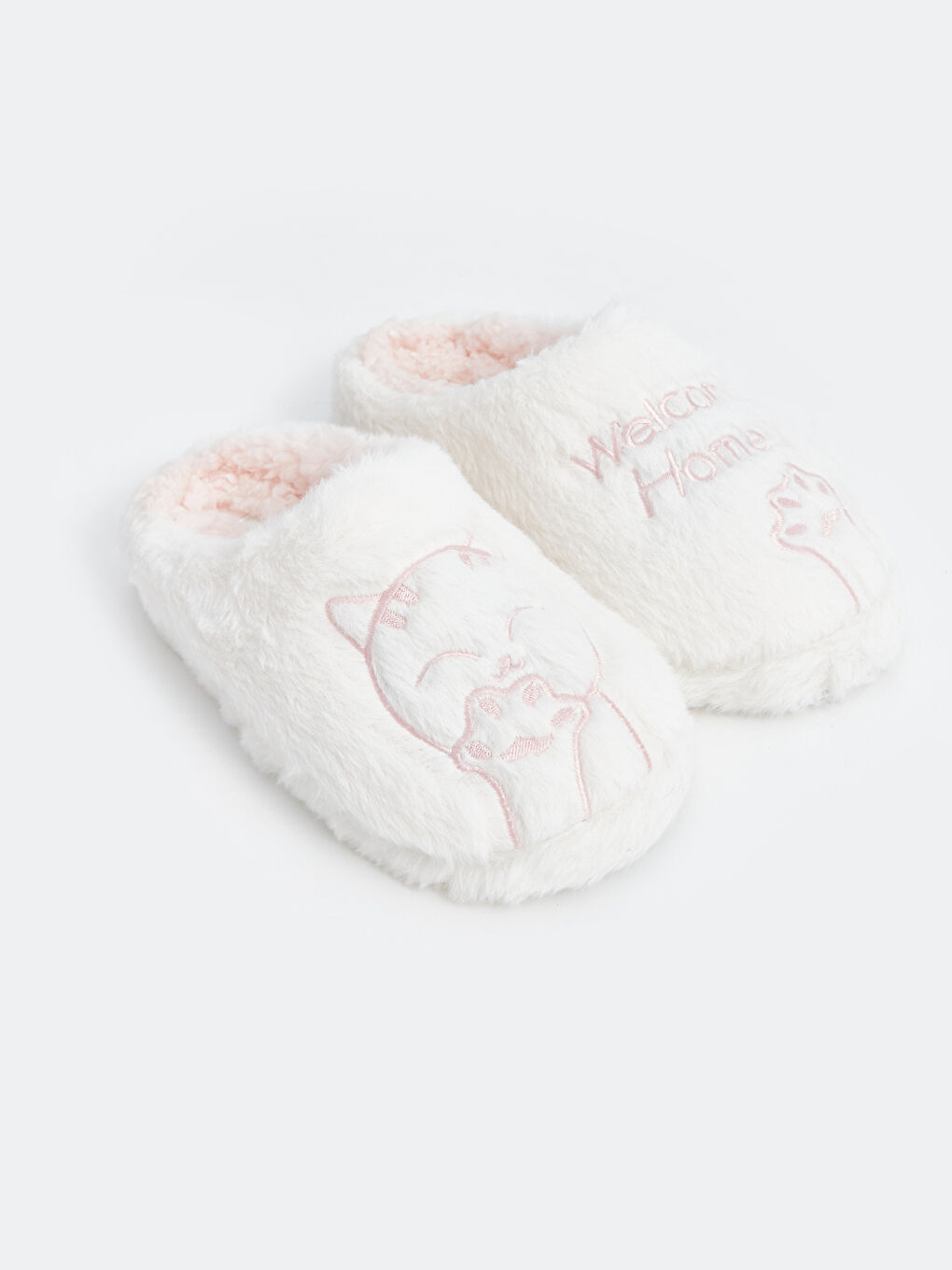 LCW STEPS Chaussons pour Filles en Peluche Brodés avec Chat -W49989Z4-FDU