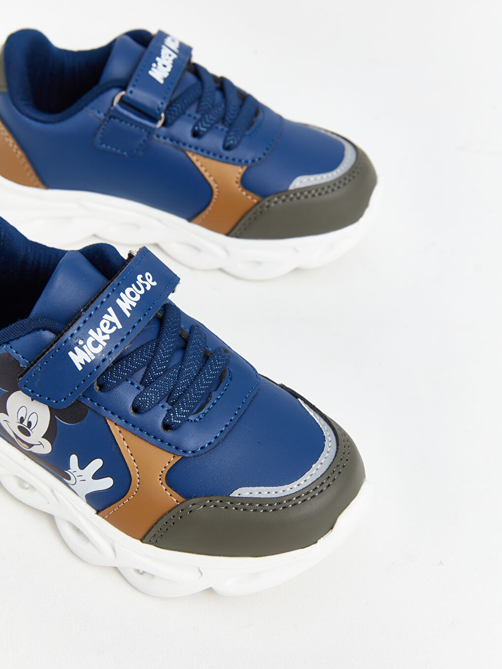 Mickey Mouse Printed Baby Boys' Sneakers-4