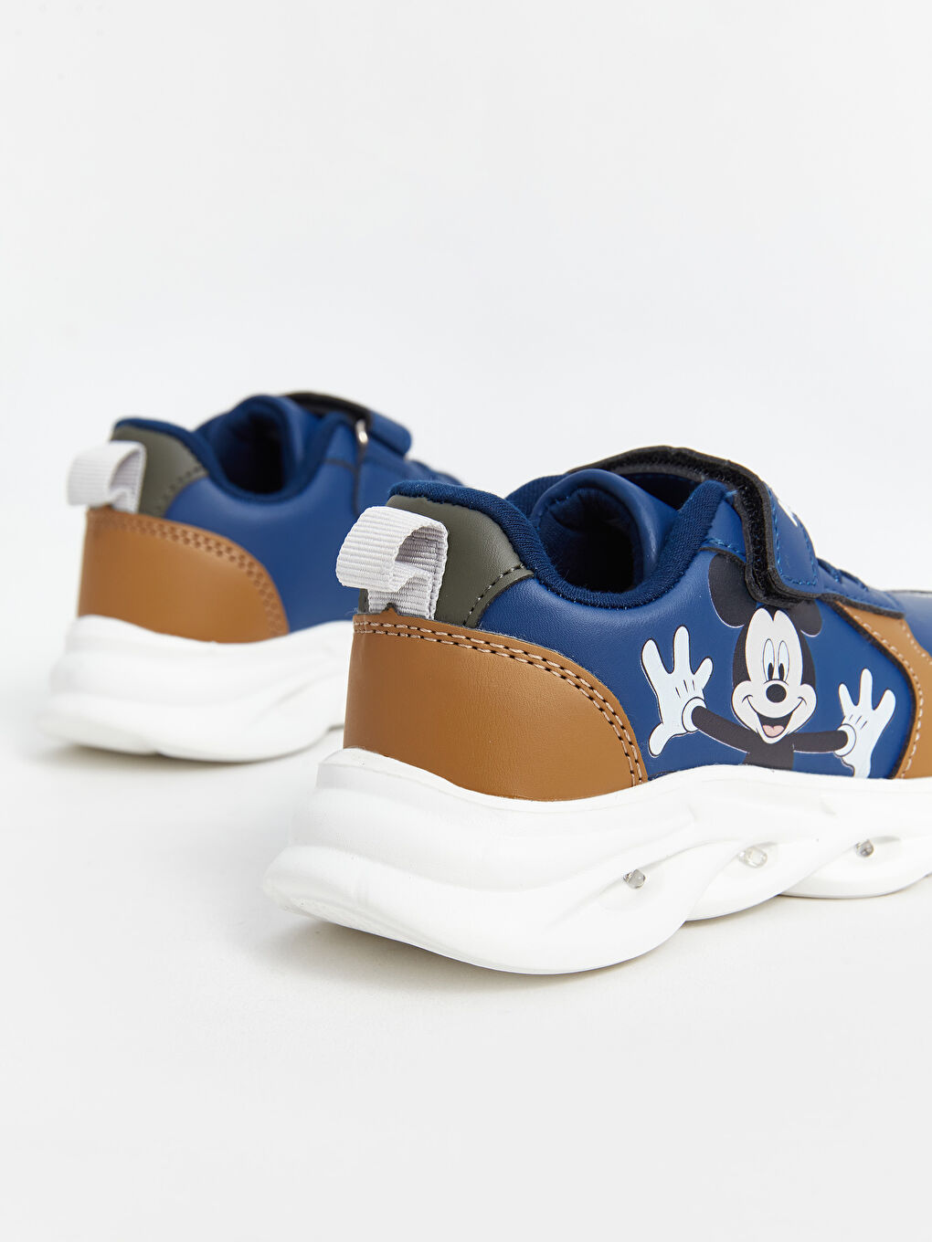 LCW STEPS Mickey Mouse Printed Baby Boys' Sneakers -W4AA04Z1
