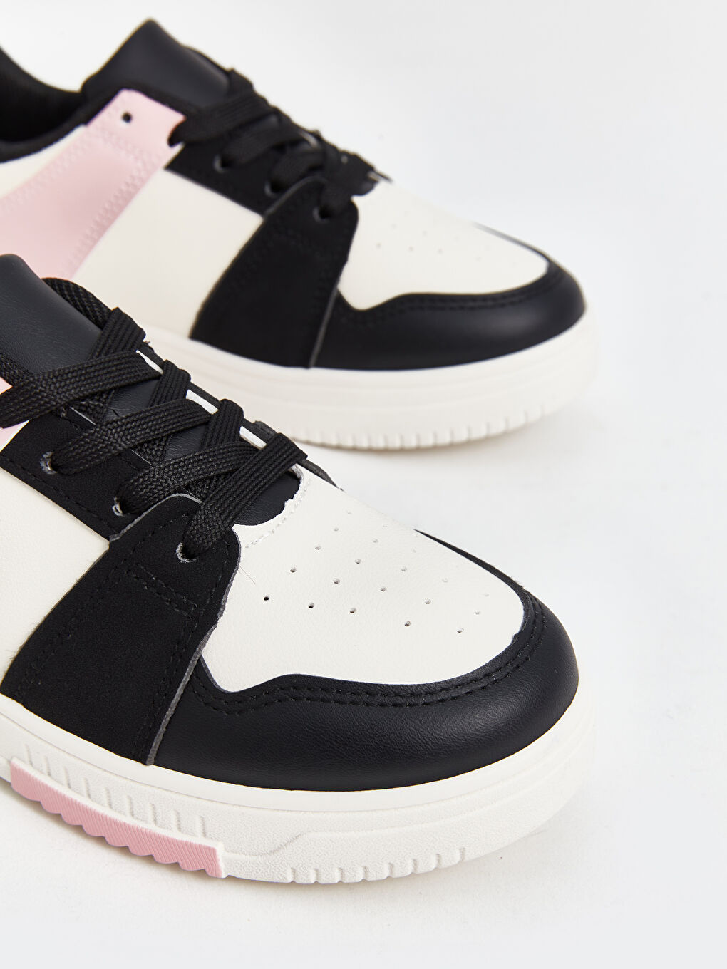 Түрлі-түсті қыздарға арналған кроссовкалар-2