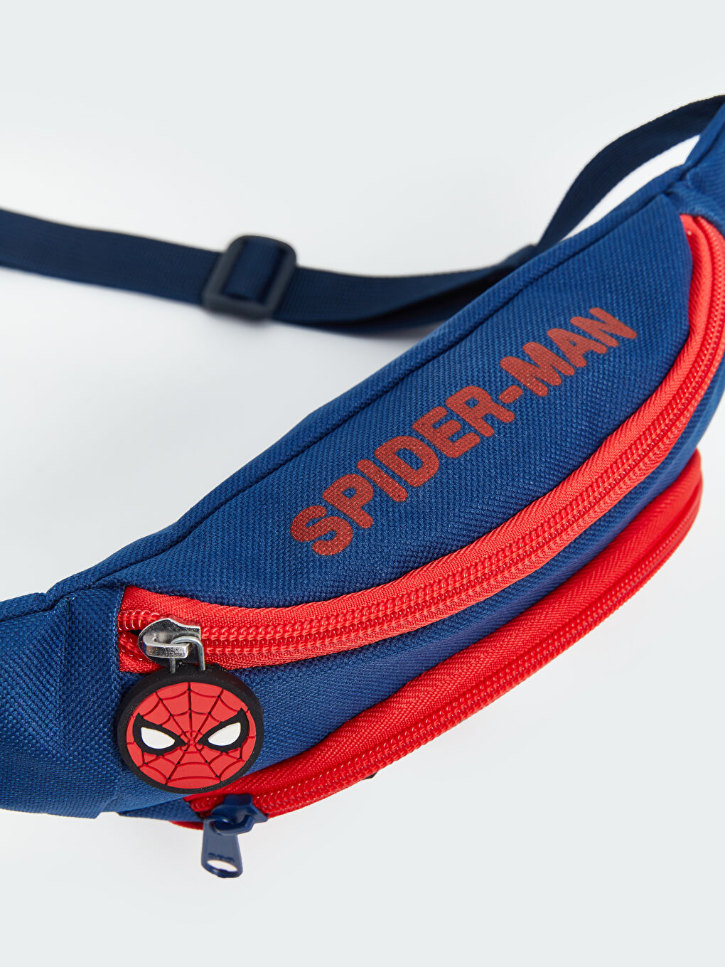 LCW ACCESSORIES Lacivert Spiderman Baskılı Erkek Çocuk Göğüs Çantası - 1