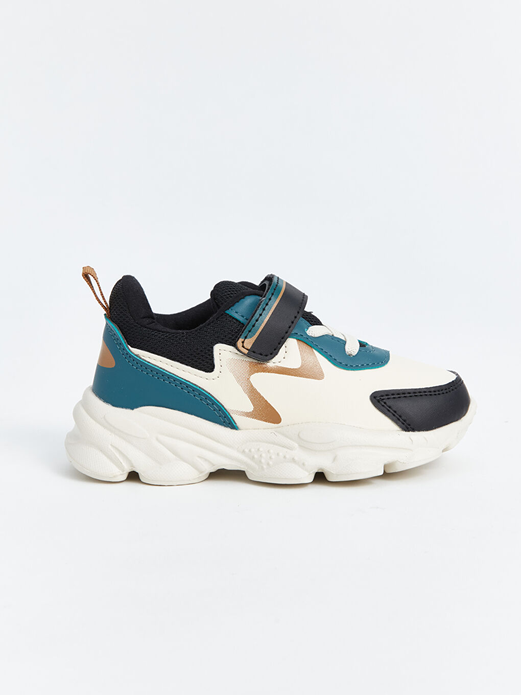 Маратонки за бебета момчета с цветен блок-1