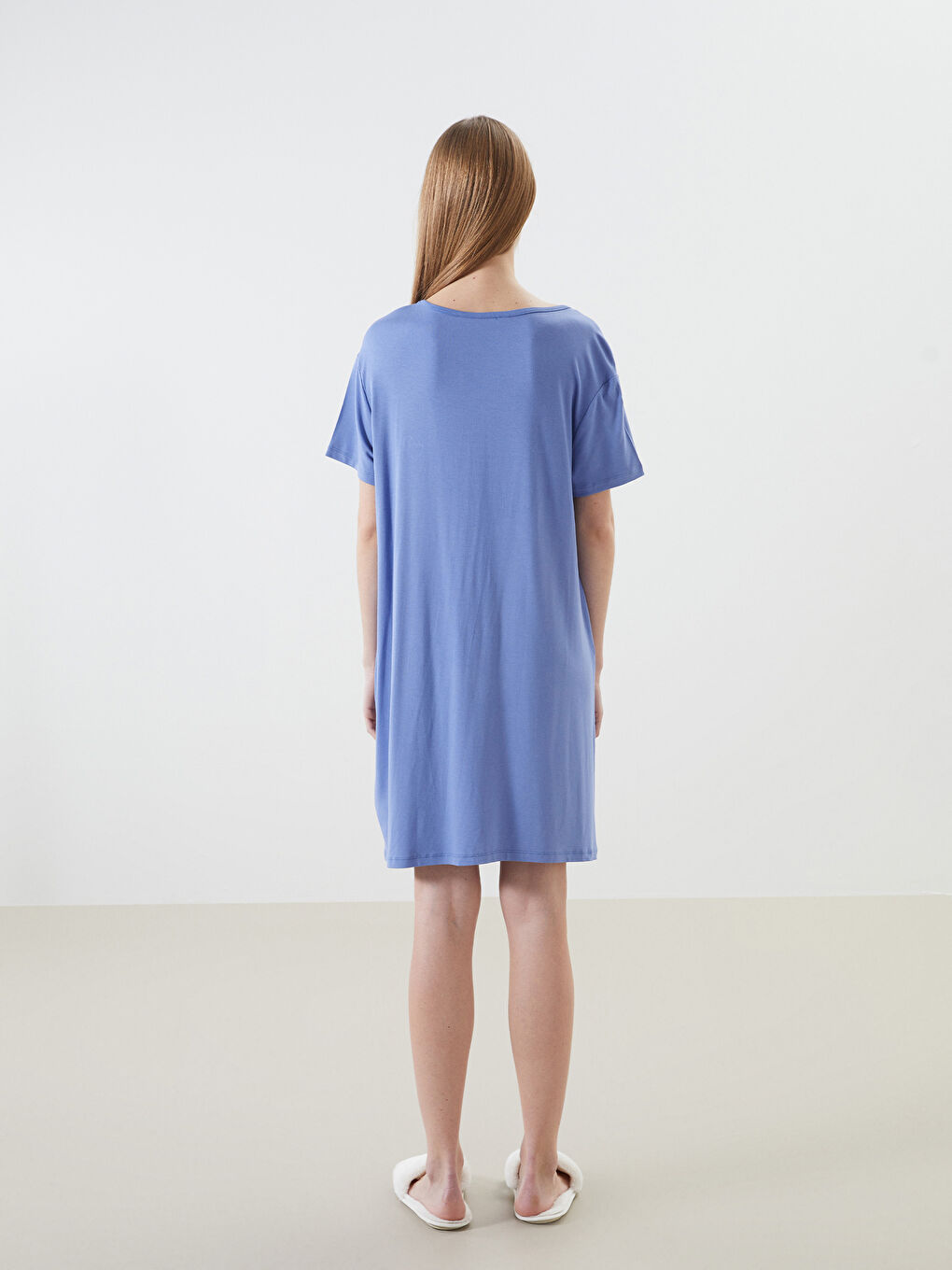 Lacivert Bisiklet Yaka Nakışlı Kadın Gecelik-3