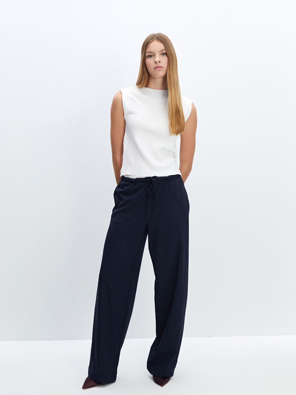 LC Waikiki Elastic Waist Striped Women's Trousers -W4AL47Z8-LGS