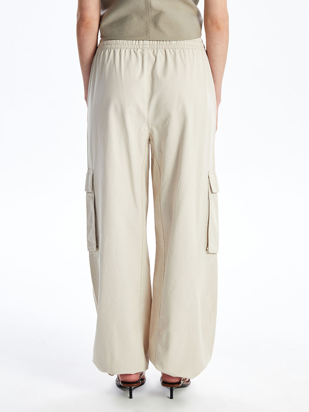LCW Vision Elasticated Waist Plain Gabardine Women's Cargo Trousers -W4AL48Z8-YFF