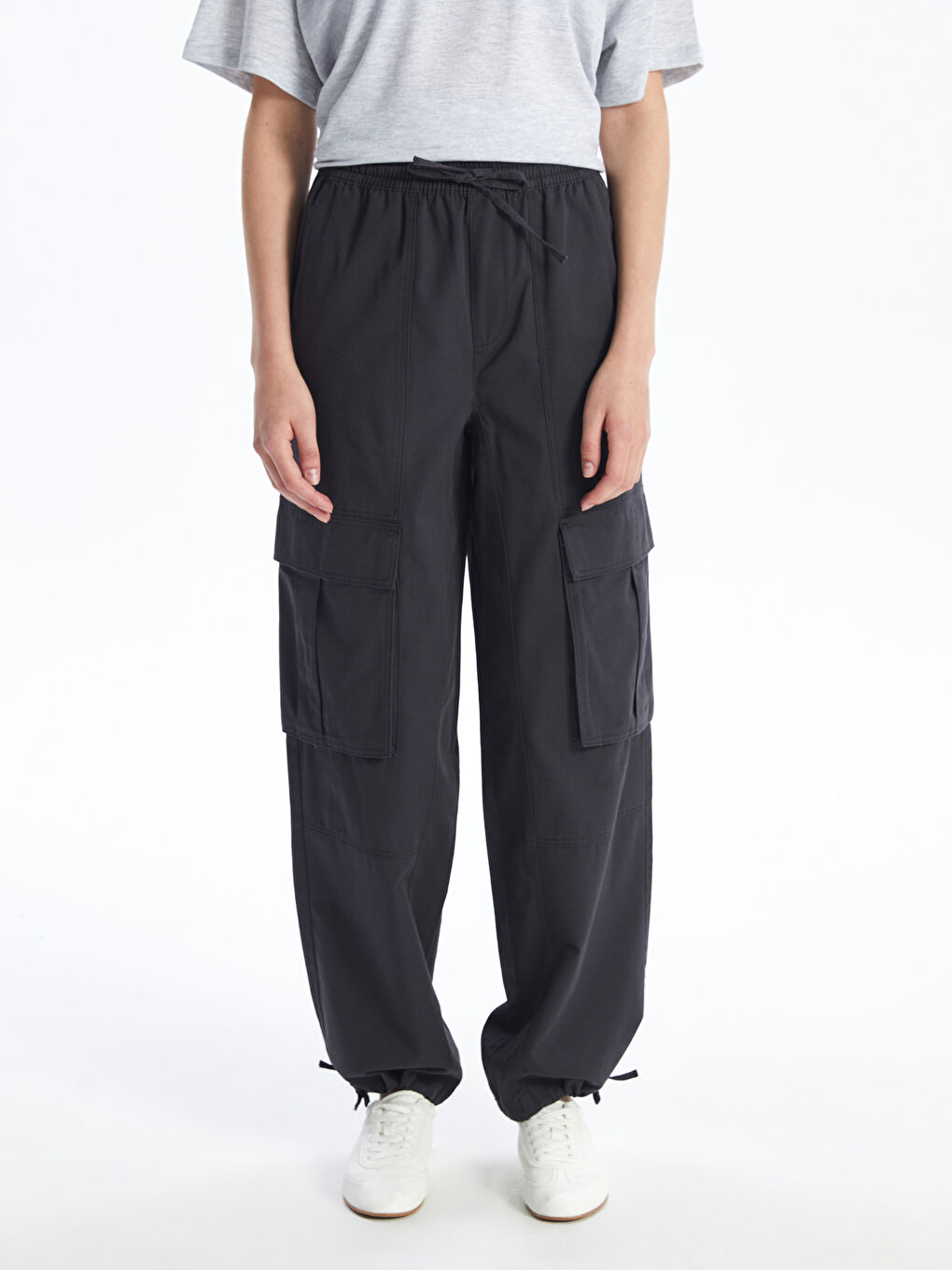 LCW Vision Pantalon Cargo Uni en Gabardine à Taille Élastiquée pour Femmes -W4AL48Z8-YG5