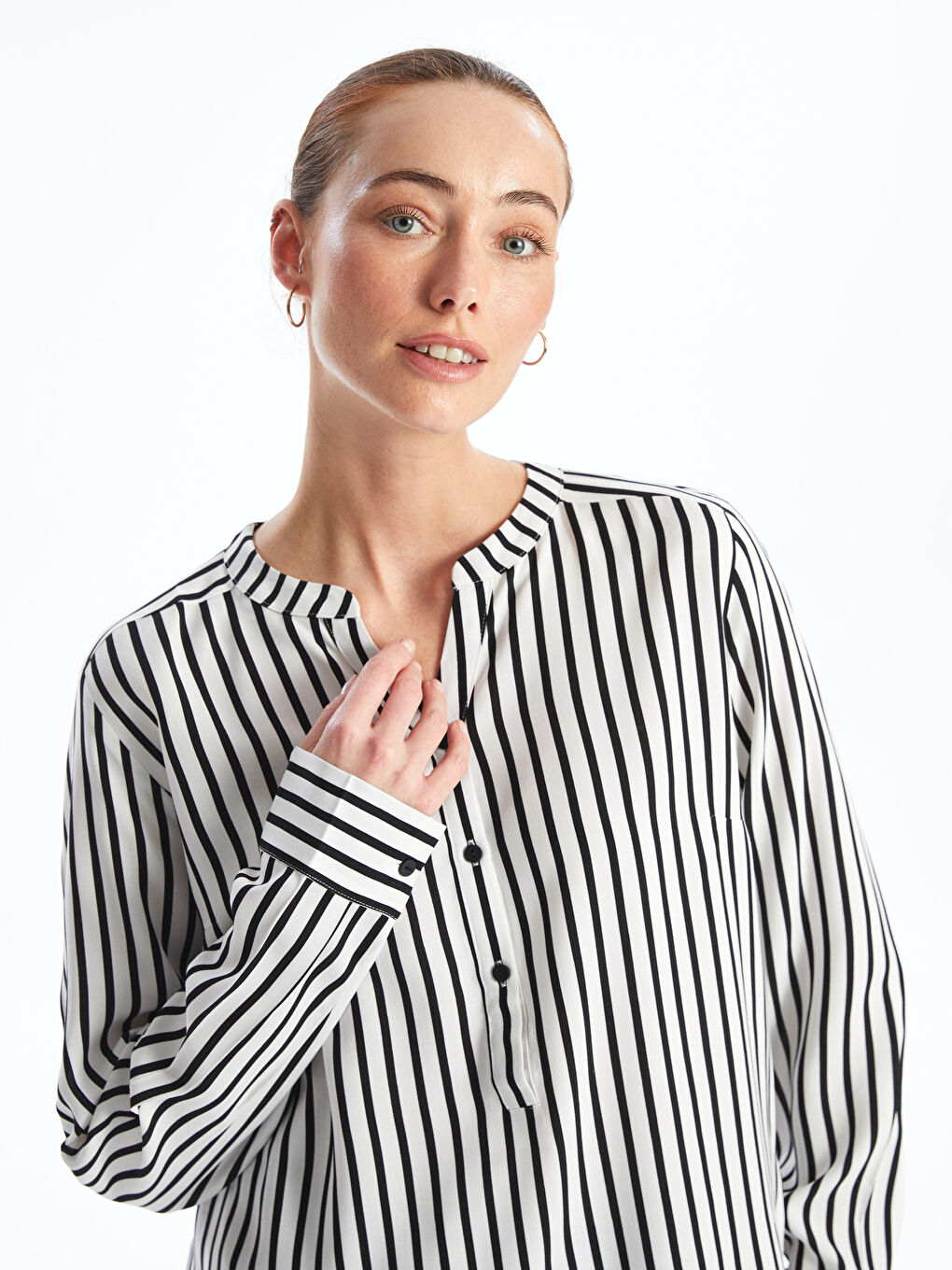 LC Waikiki Notch Neck Striped Long Sleeve Women's Blouse -W4AP30Z8-LEG