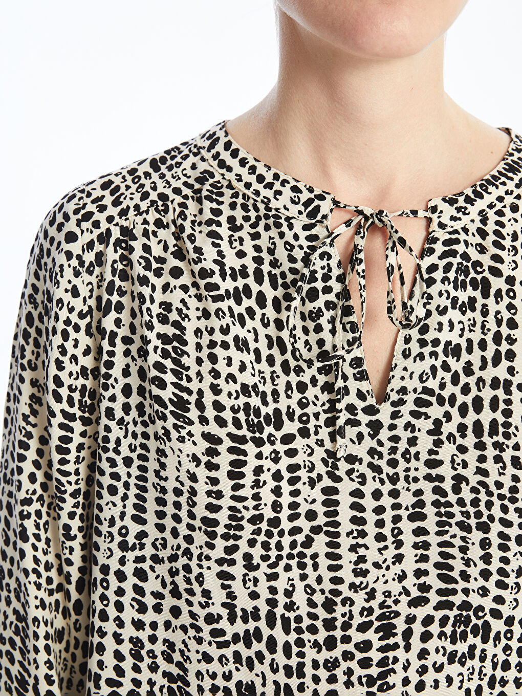 Tie Neck Patterned Women's Blouse-2