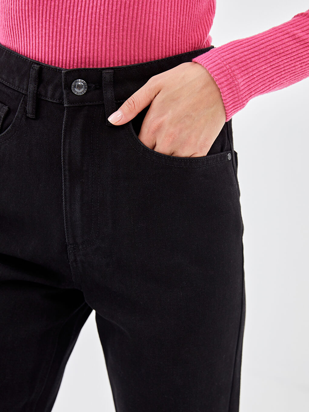 Straight Fit Women's Jeans -W4AR18Z8-327
