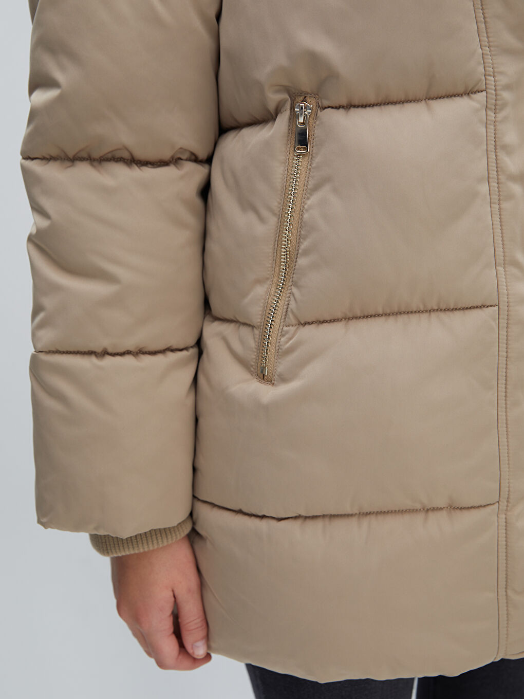 Bej Kapüşonlu Kadın Şişme Mont-2